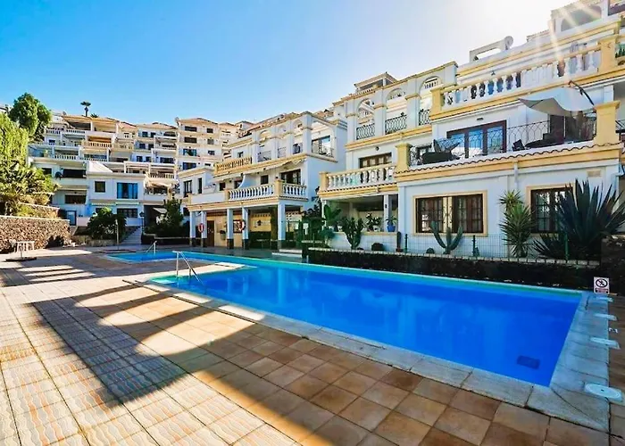 Windsor Park Sea View 아데제