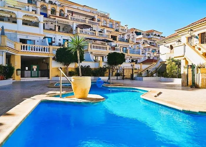 Windsor Park Sea View 아데제